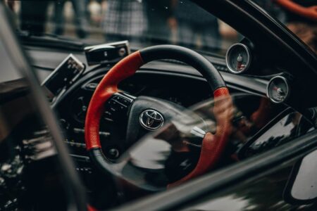 Jak wybrać najlepszy serwis dla swojego samochodu Toyota