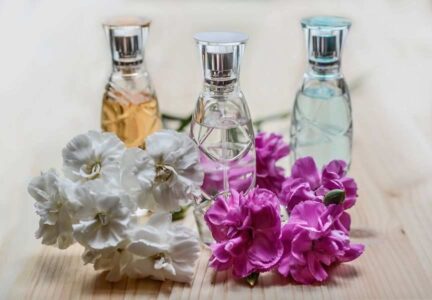Perfumy – różnorodność zapachów dla kobiet i mężczyzn
