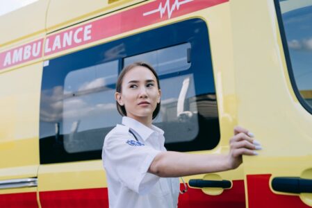 Międzynarodowy transport medyczny – koordynacja działań między placówkami i zespołami medycznymi